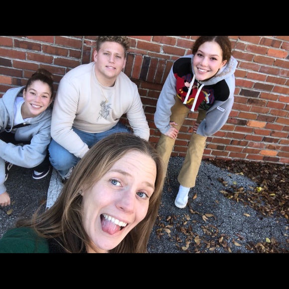 Meet your Posher, Jess - Picture 6 of 13